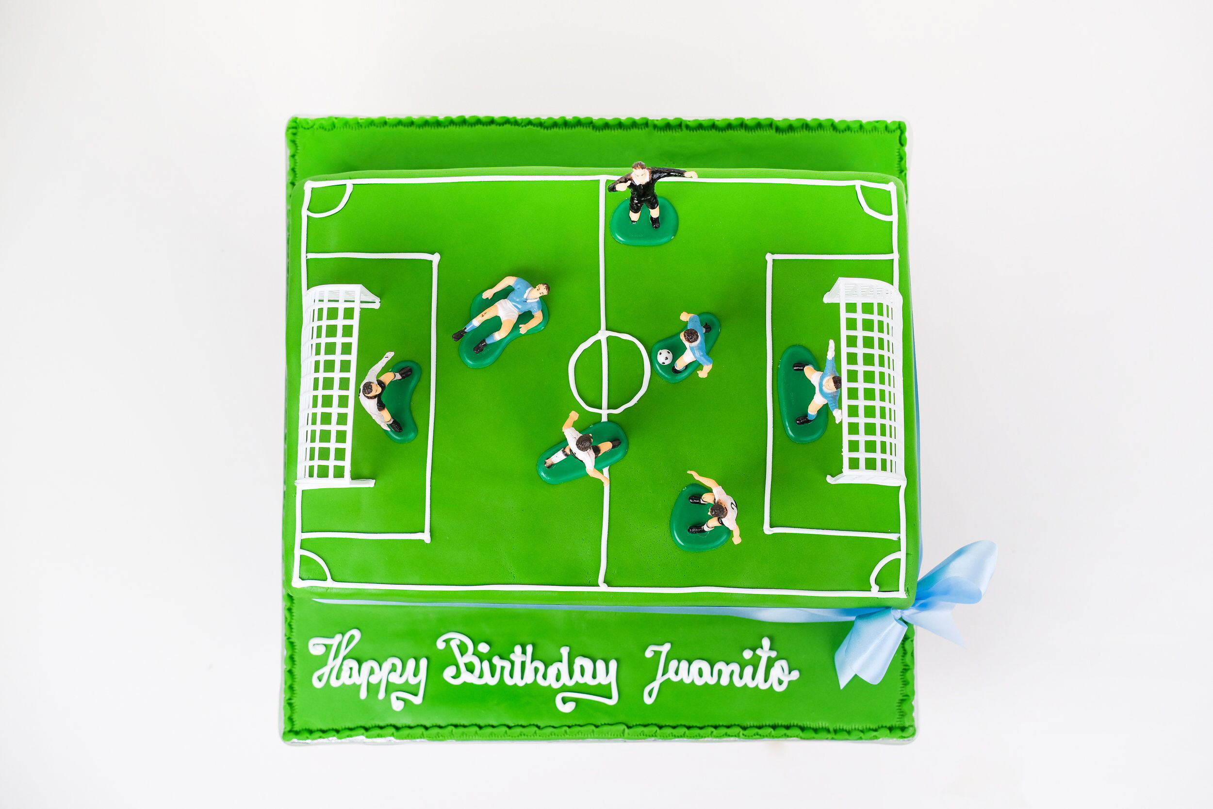Football pitch – The Cake Shop