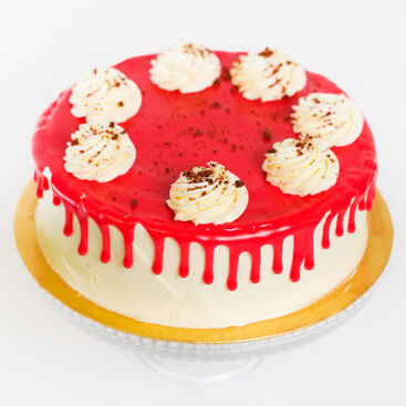 Red Velvet Frosting Cake